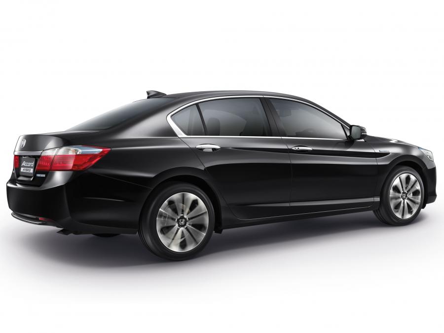  Honda Accord Hybrid 2013 года  (TH) (фото 4 из 4)